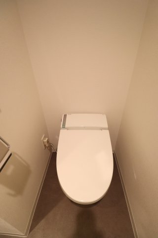 トイレ　清潔感のあるトイレです