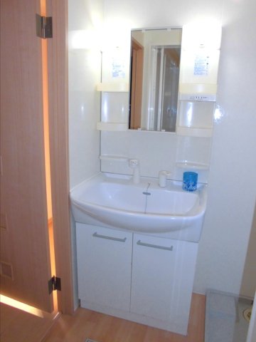 洗面設備　別のお部屋の写真です