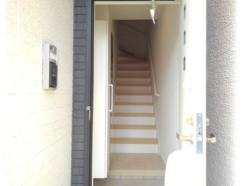 玄関　図面と現状に相違がある場合には現状を優先