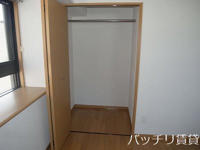 収納　※同物件、別号室の為、現状を優先いたします。