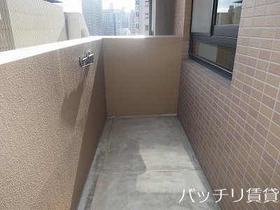 バルコニー　※同物件、別号室の為、現状を優先いたします。