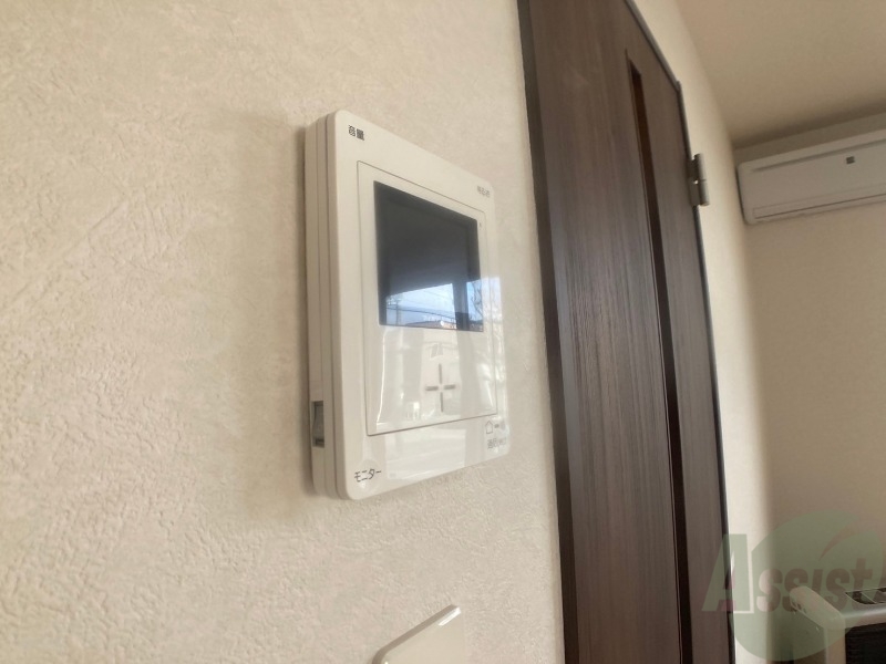 セキュリティ　ＴＶモニター付インターホンです。来客者の顔が見えるので安心！