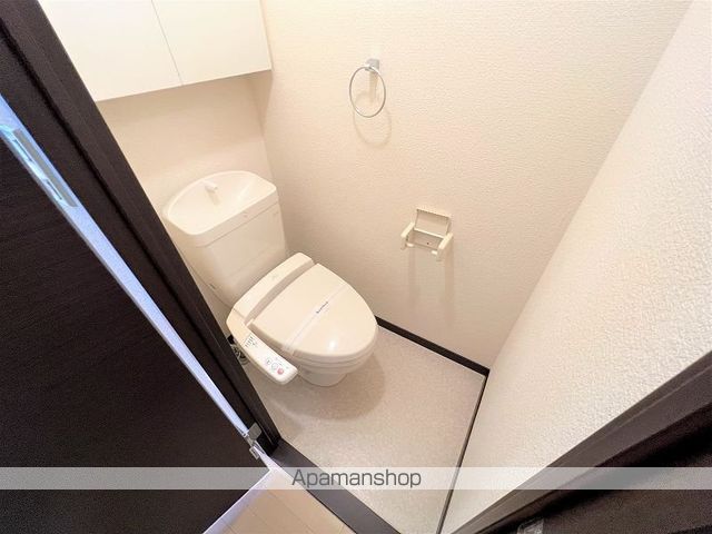 ＪＲ山陰本線 米子駅 徒歩4分 2階建 築17年のトイレ写真