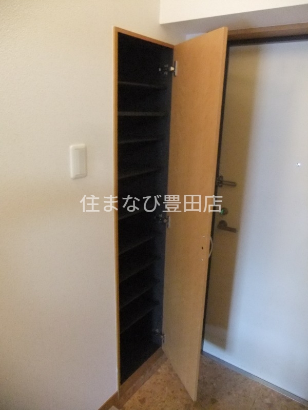 玄関　同型タイプ