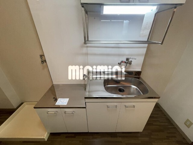 キッチン　同一物件、別部屋の写真です。