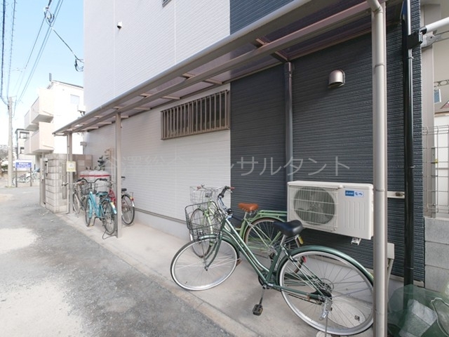 その他共有部分　屋根付駐輪場