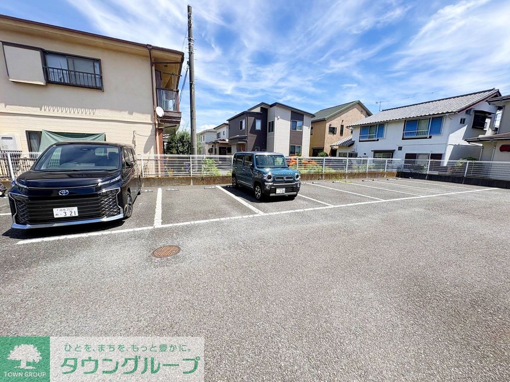 駐車場　駐車場