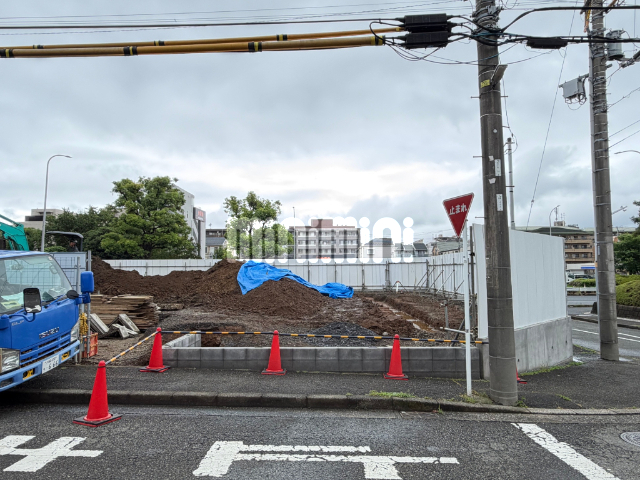 エントランス　建築現場