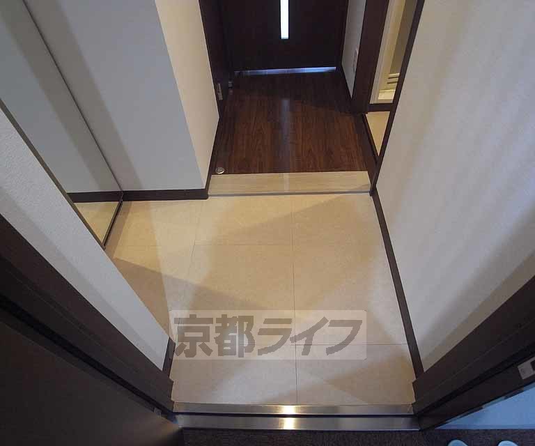 玄関　・類似物件の写真・