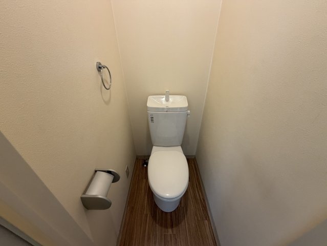 近鉄南大阪線 針中野駅 徒歩3分 4階建 築46年のトイレ写真