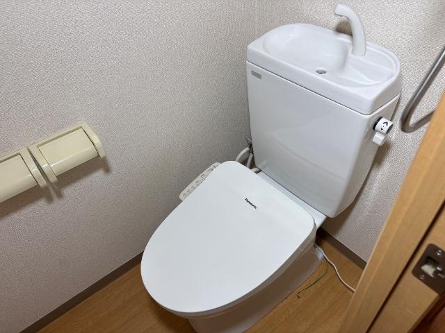 トイレ　シャワー付トイレ