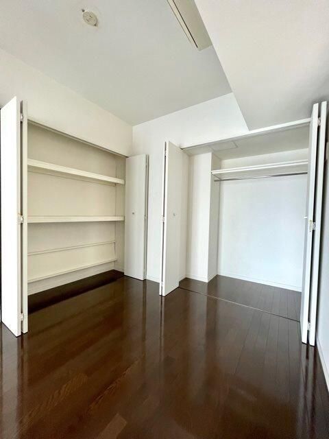収納　写真は同タイプ住居です。