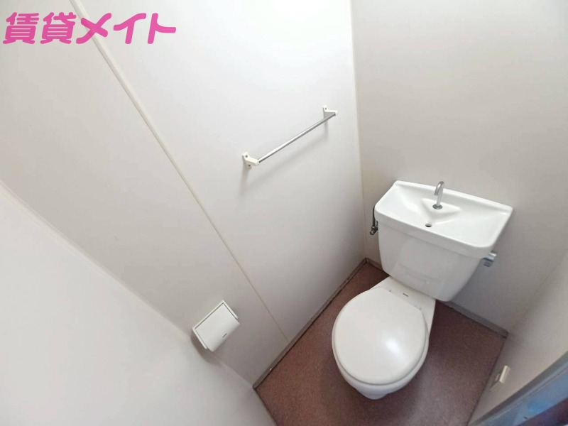 トイレ　別部屋参考写真