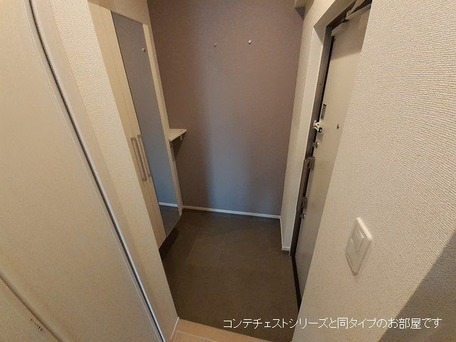 ヒコ ジェルムの玄関写真