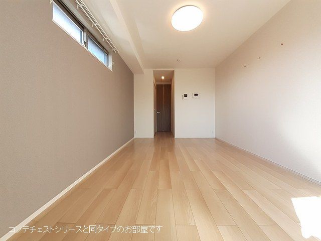 ヒコ ジェルムの居間写真