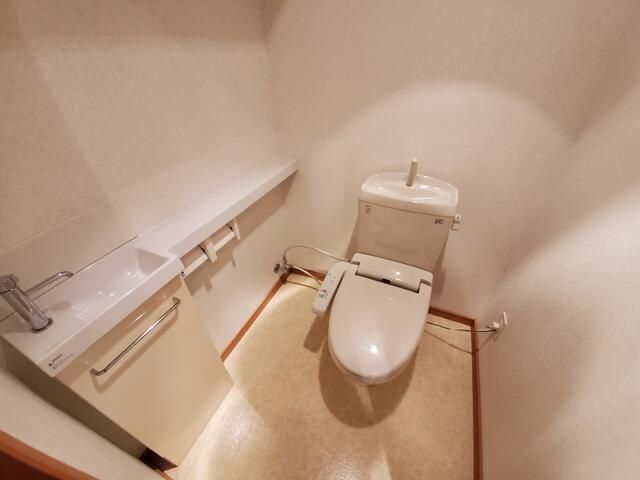 ガーデンロッジIIのトイレ写真