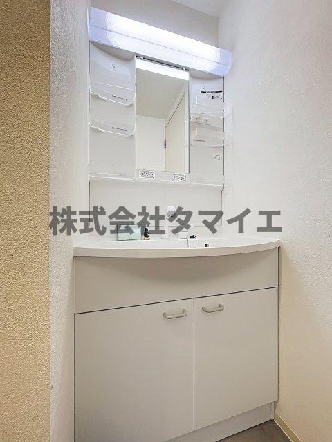洗面設備　※家具・小物はイメージです