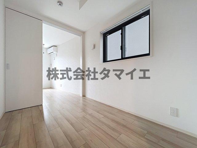 その他部屋・スペース　落ち着いた色調の洋室です