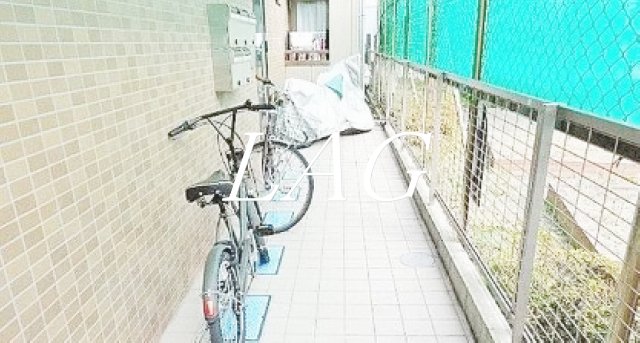 その他共有部分　自転車置き場です。