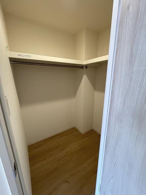 収納　ウォークインクローゼット