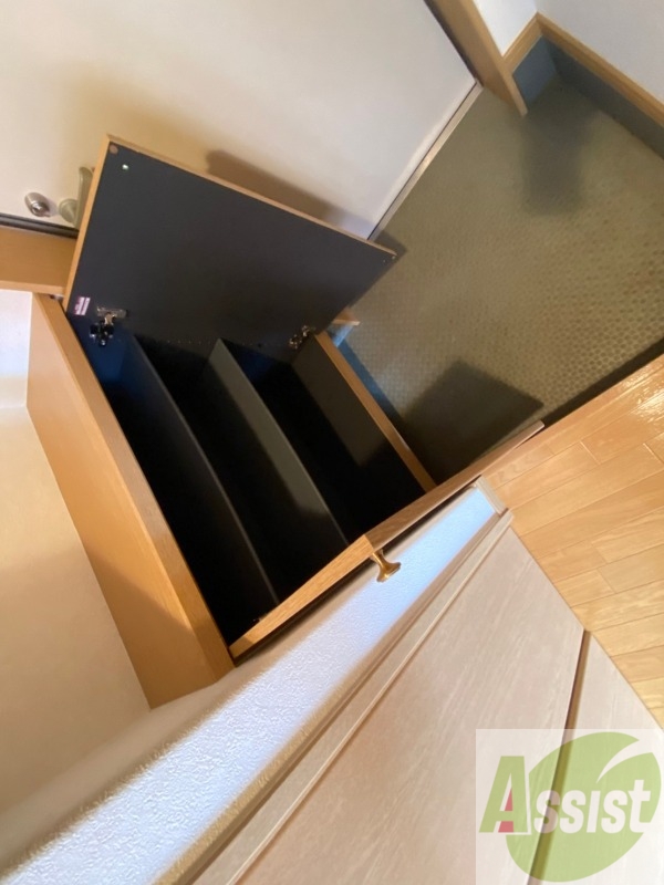 居室・リビング　広くてキレイなお部屋が広がっていて、充実した生活が送れそう。
