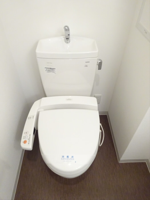 トイレ　同物件別号室の参考写真です。