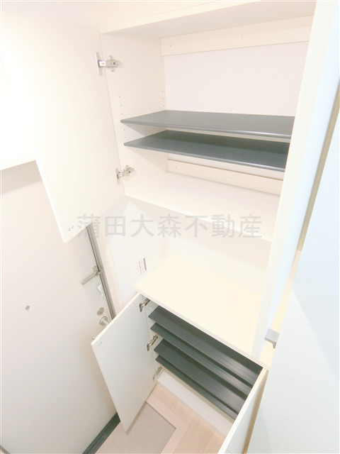 その他設備　玄関収納