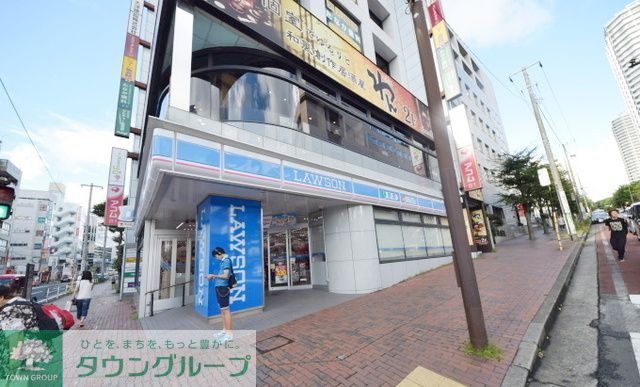コンビニ　ローソン東戸塚駅前店（コンビニ）まで660m
