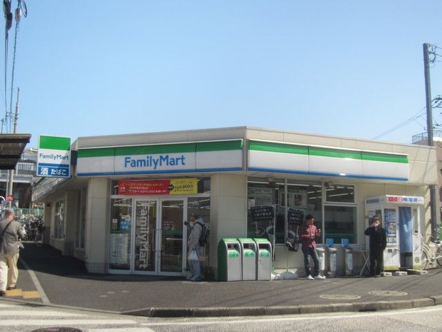 コンビニ　★★ファミリーマート（コンビニ）まで408m