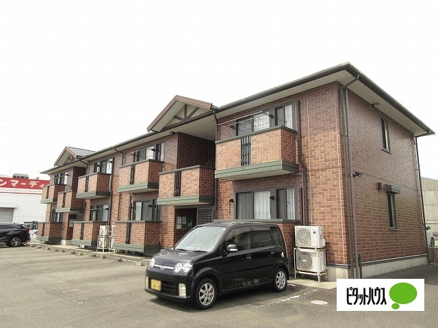 建物外観　ルピナＢ