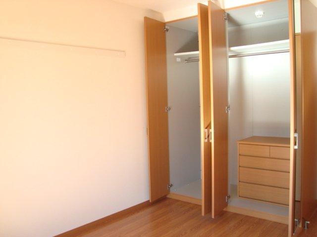 収納　南側洋室クローゼット
