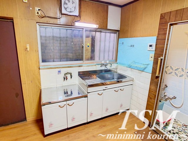 香里西之町戸建貸家のキッチン写真