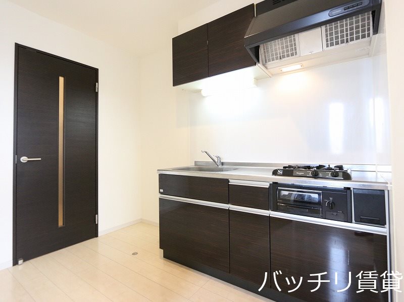 キッチン　同型タイプの為、現状を優先いたします