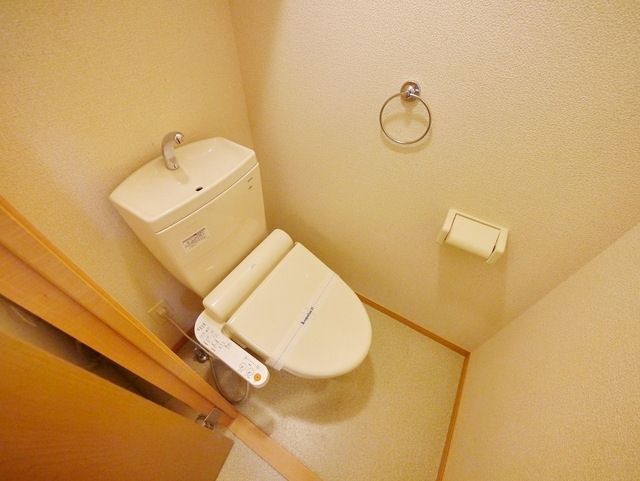 トイレ　シャワー付きトイレ
