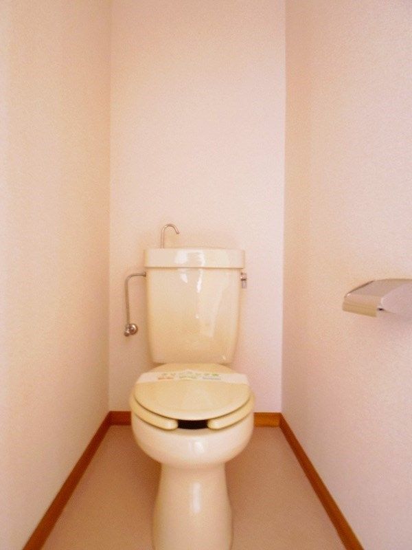 トイレ　～同仕様写真～