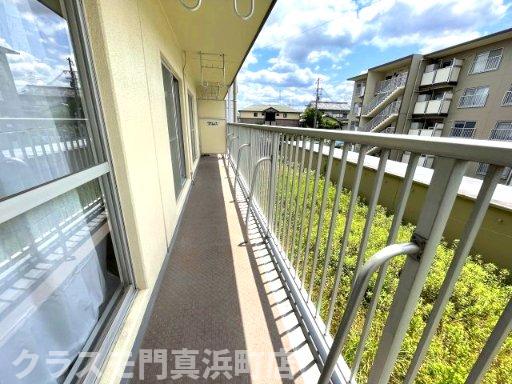 バルコニー　(参考)同マンション同間取り他部屋の写真