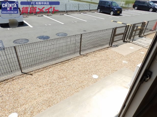 庭　同型タイプ参考写真