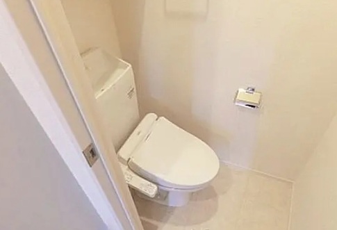 トイレ　※同建物の別のお部屋の写真です。