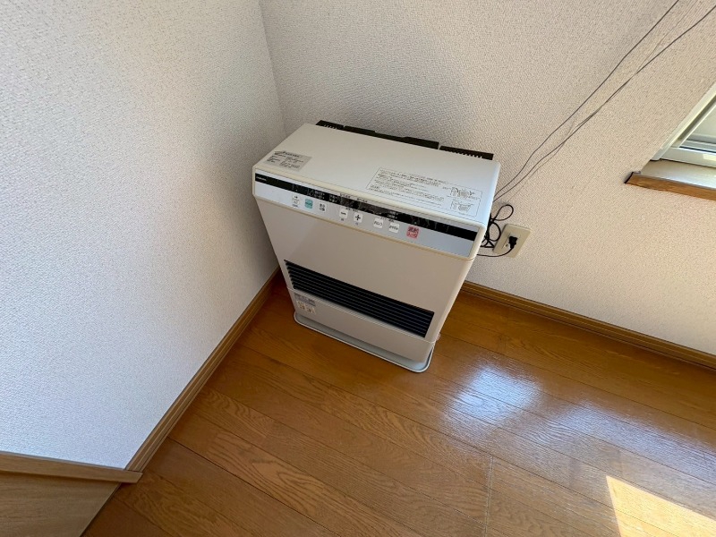 その他設備　灯油暖房です。札幌の寒い冬もこれで大丈夫！