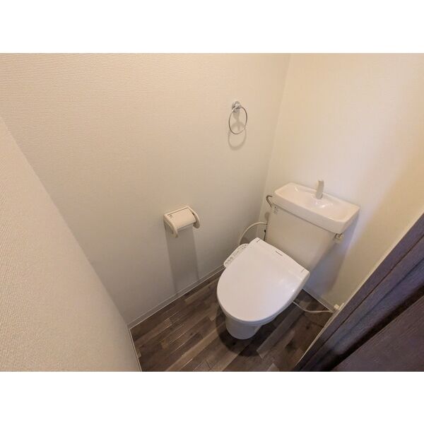 サンマルヤのトイレ写真