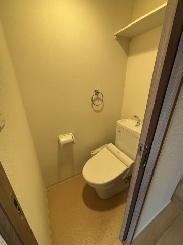 フォレストガーデン成育IIのトイレ写真