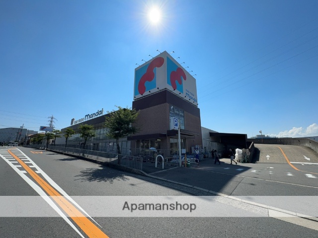 スーパー　（株）万代／長尾西店（スーパー）まで717m