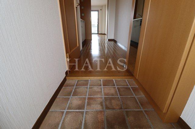 玄関　同物件別部屋