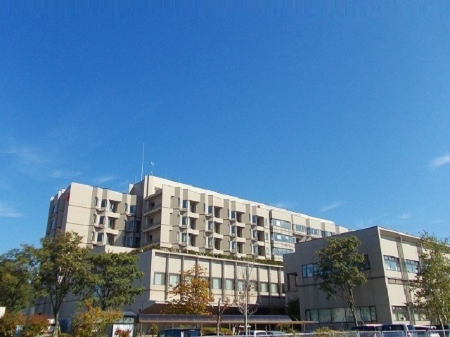 病院　秋田赤十字病院（病院）まで2100m