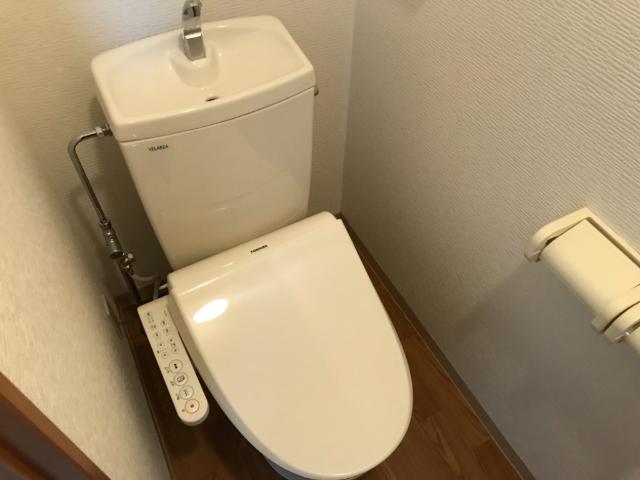 トイレ　シャワー付トイレ