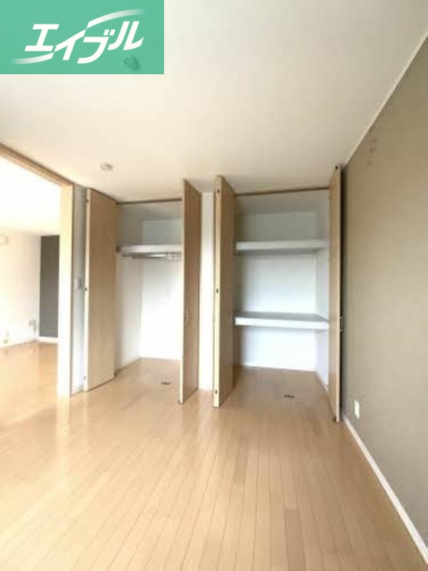 収納　同物件別部屋の写真です。