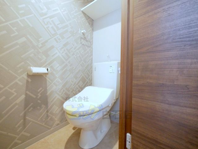 トイレ　ウォシュレット付きのトイレです♪