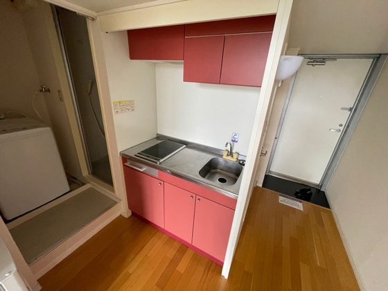 キッチン　※別部屋の写真です