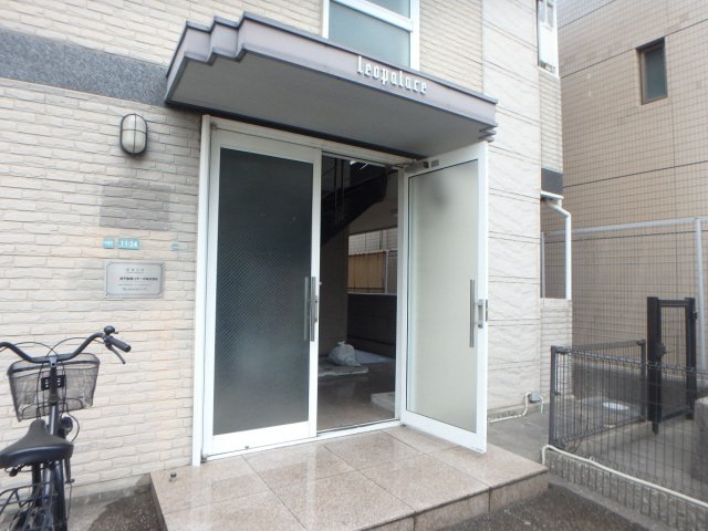 エントランス　建物入り口