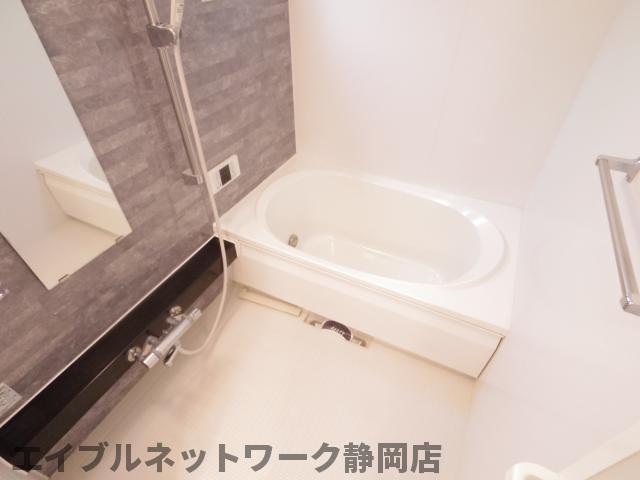 バス・シャワールーム　日々の暮らしに欠かせないお風呂です
